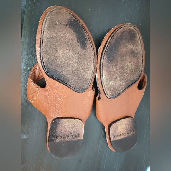 Burberry Plaid Leather Thong Sandals 38 Womens US 7.5-8 Quilted Buckle Authentic - Picture 10 of 11